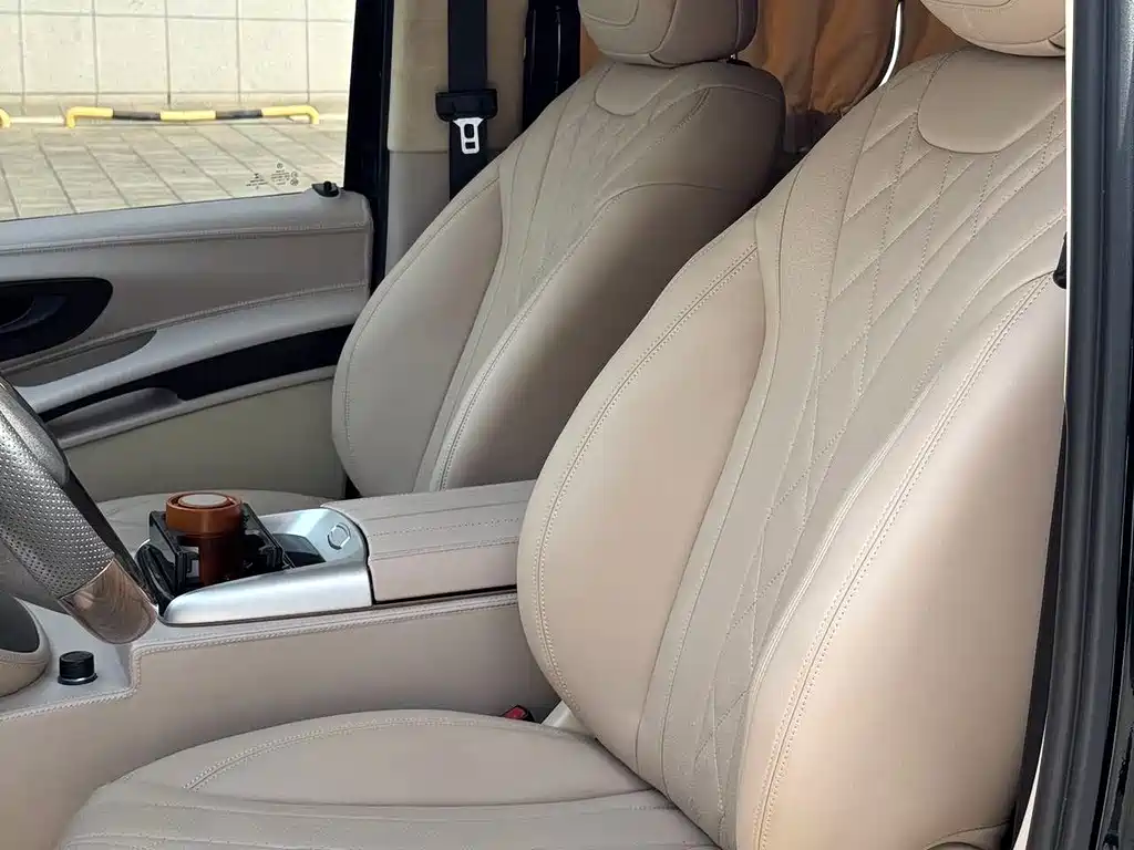 Mercedes-Benz Vito — миниатюра 18