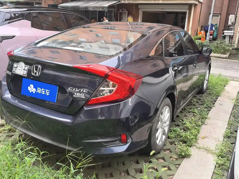 Honda Civic — миниатюра 3