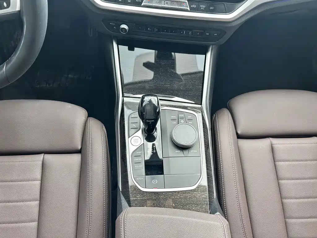 BMW 3 Series — миниатюра 12