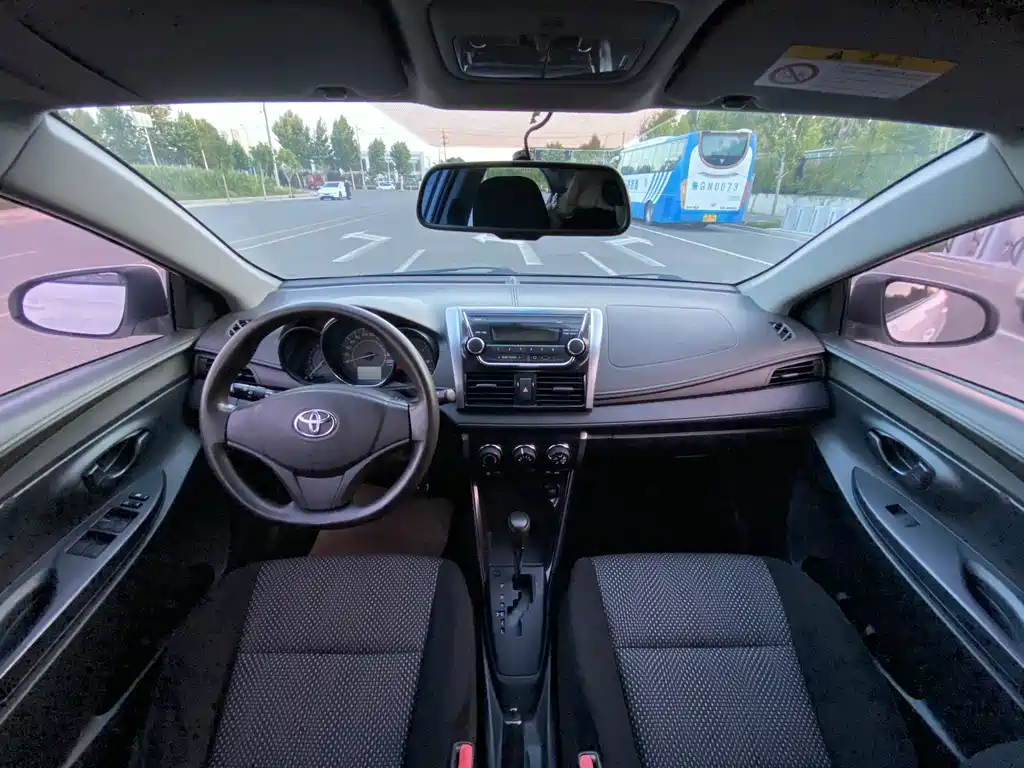 Toyota Vios — миниатюра 8