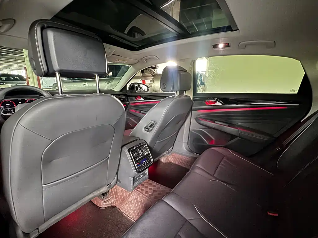 Volkswagen Passat — миниатюра 12