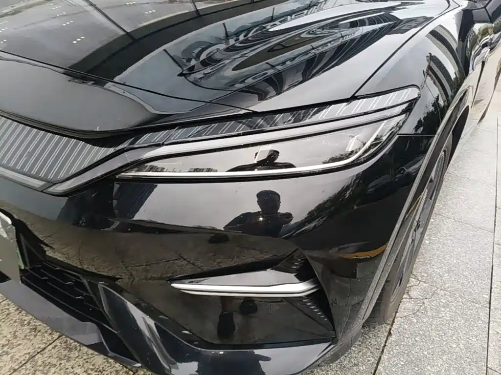 BYD L EV — миниатюра 24
