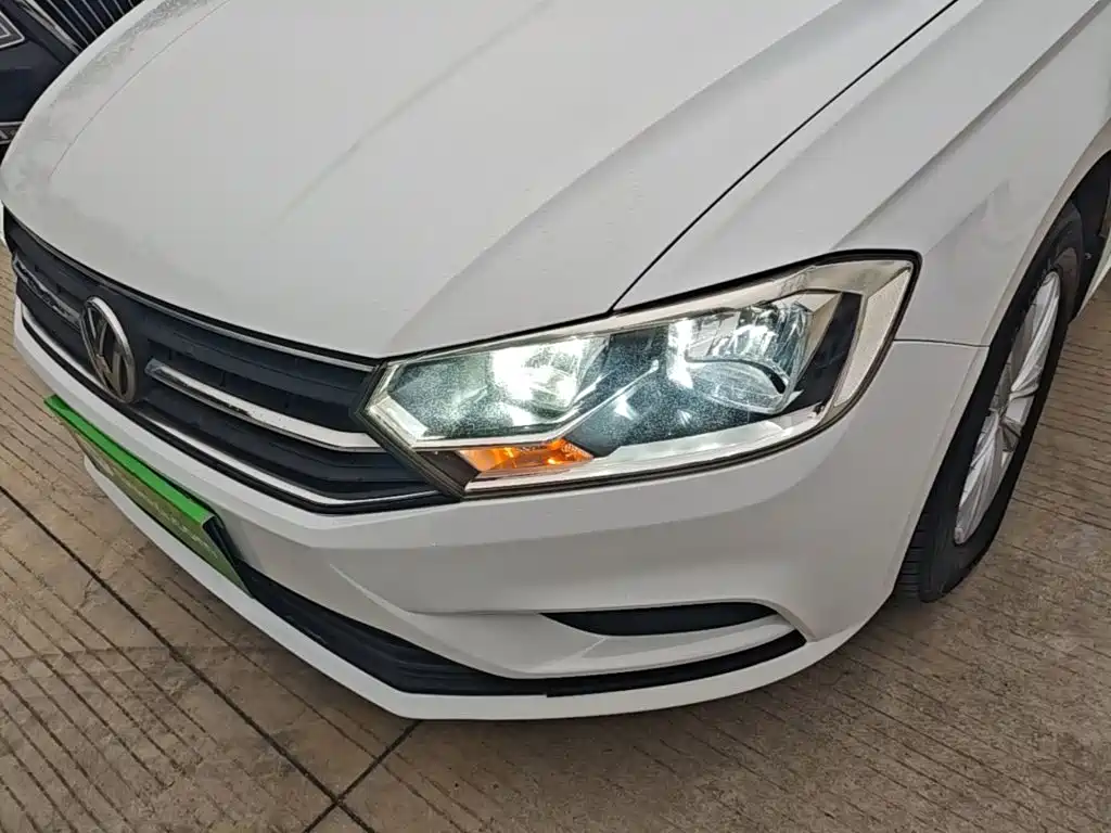 Volkswagen Bora — миниатюра 24