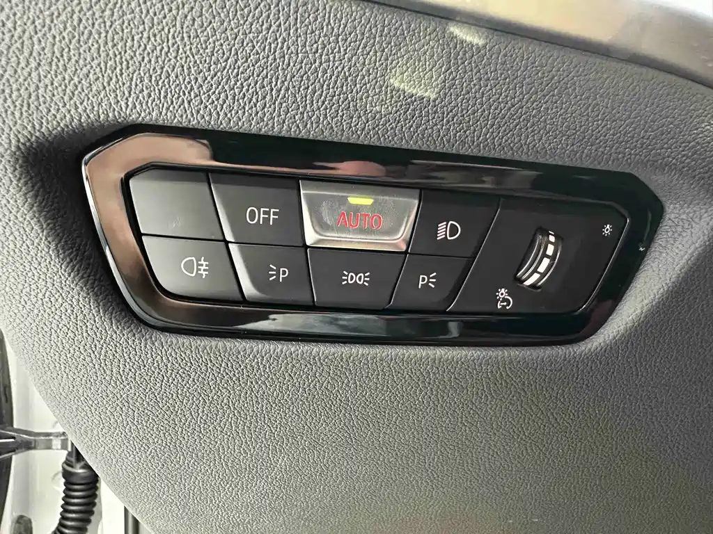 BMW 3 Series — миниатюра 9
