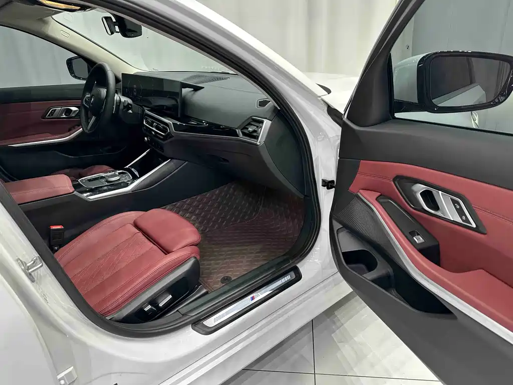 BMW 3 Series — миниатюра 18