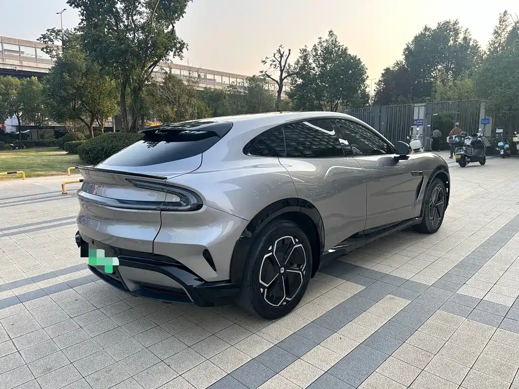 Xiaomi YU7 — миниатюра 11