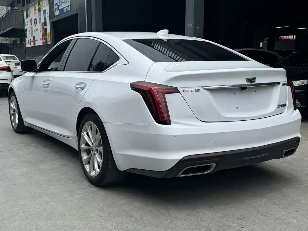 CADILLAC CT5