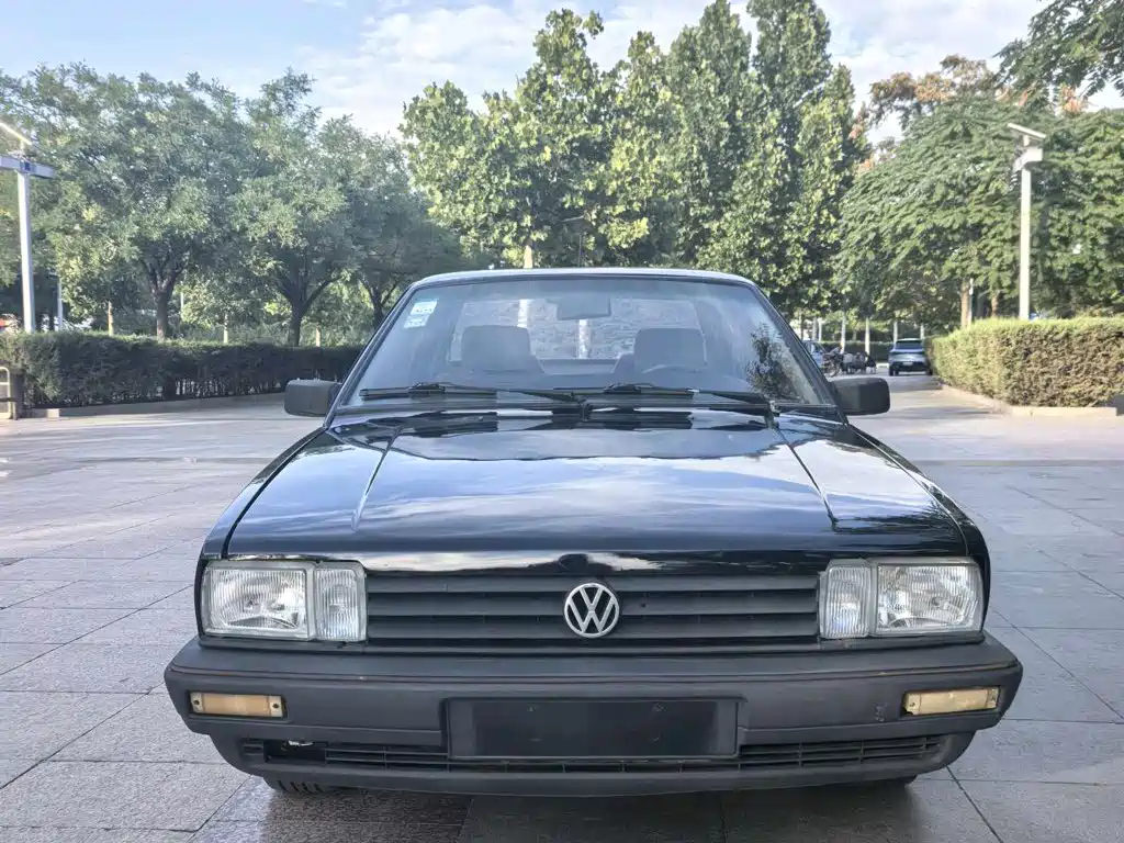 Volkswagen Santana Classic — миниатюра 2