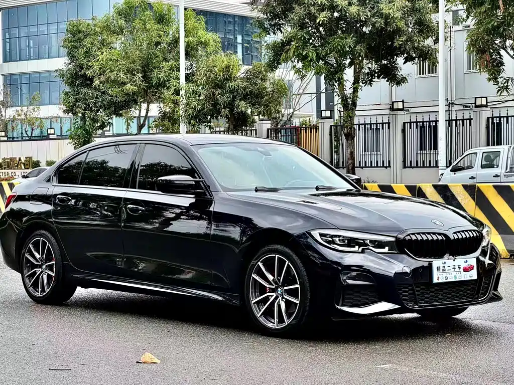 BMW 3 Series — миниатюра 3