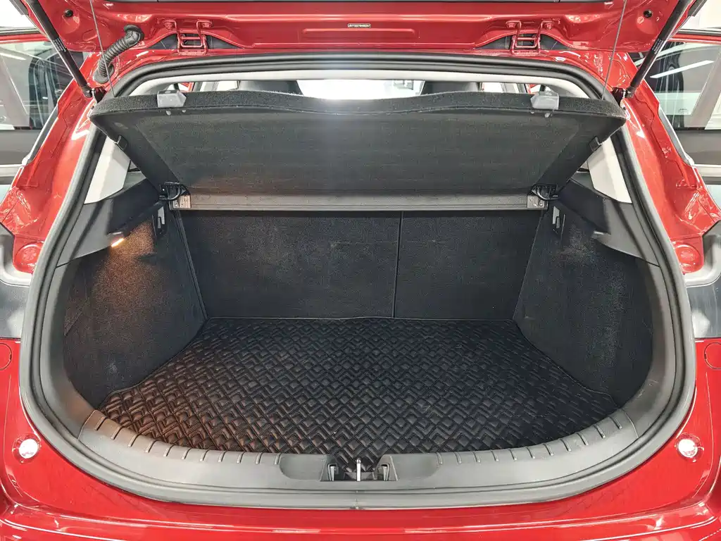 Geely Emgrand S — миниатюра 8