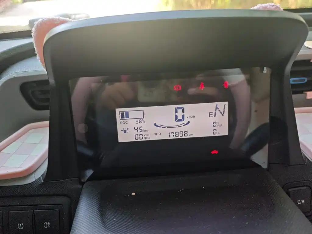 Wuling MINIEV — миниатюра 12