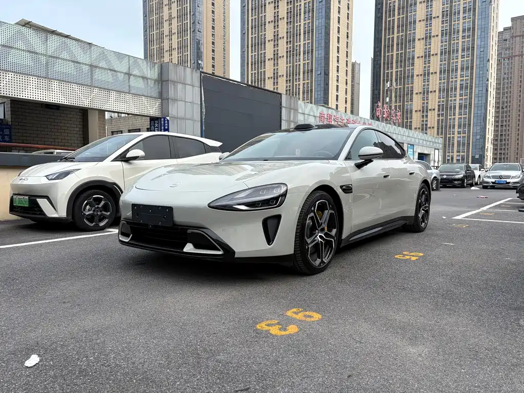 XIAOMI CAR XIAOMI SU7