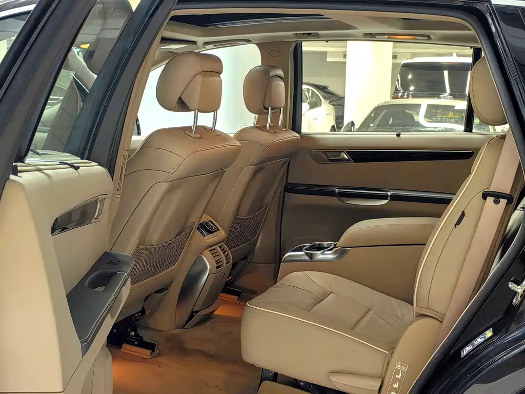 Mercedes-Benz R-Class — миниатюра 6