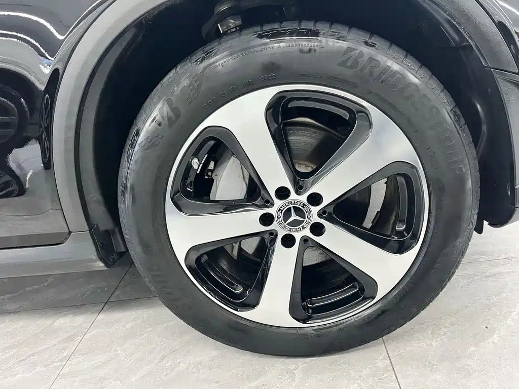 Mercedes-Benz GLC — миниатюра 21