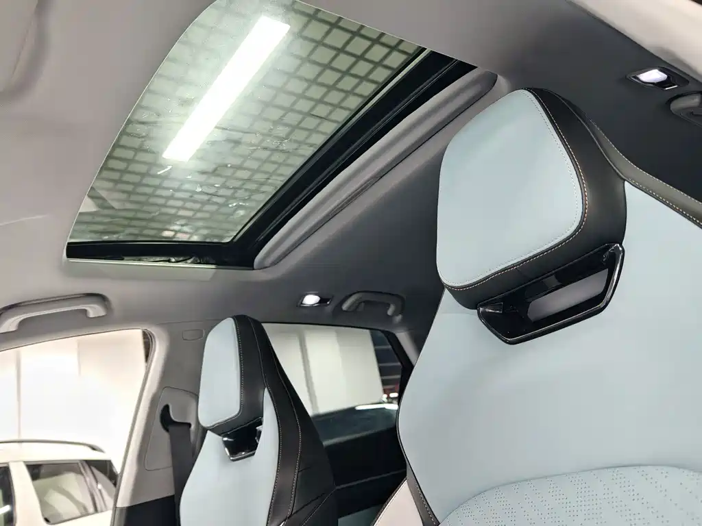 Geely Emgrand S — миниатюра 17
