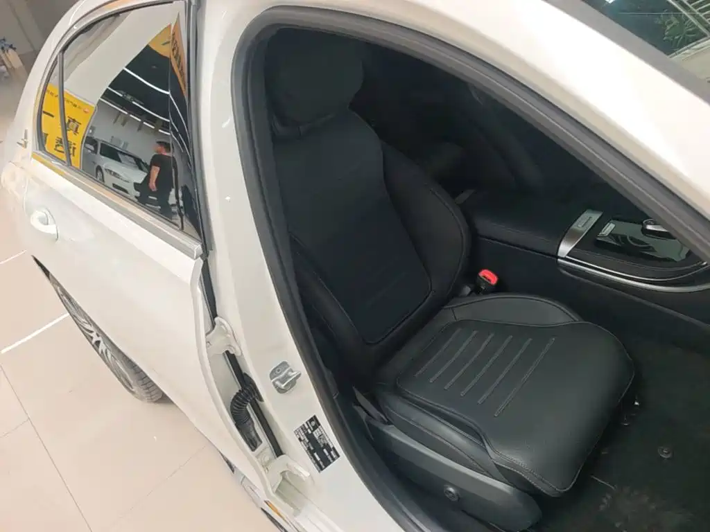 Mercedes-Benz C-Class — миниатюра 25
