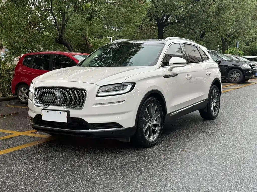 Lincoln Nautilus 2023
