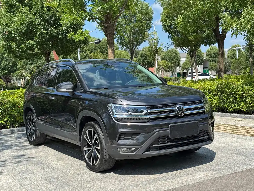 Volkswagen Tharu — миниатюра 3