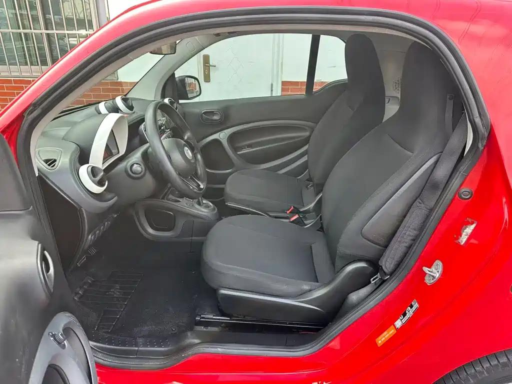 smart Smart Fortwo — миниатюра 13