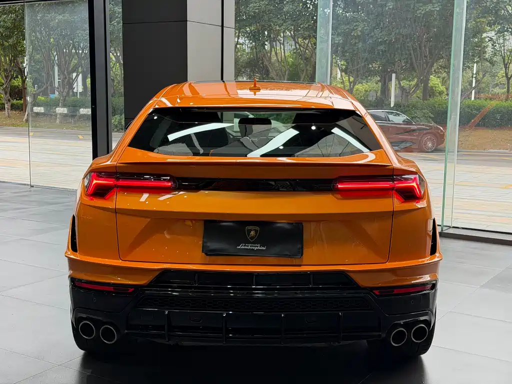 Lamborghini Urus — миниатюра 4