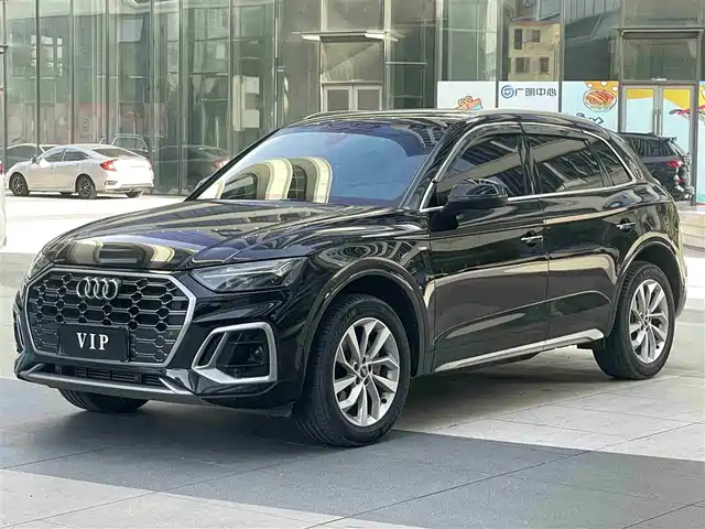 AUDI Q5L 2023