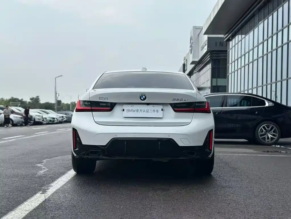 BMW 3 Series — миниатюра 14