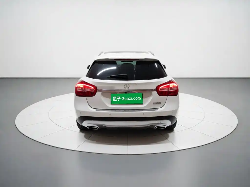 Mercedes-Benz GLA — миниатюра 5