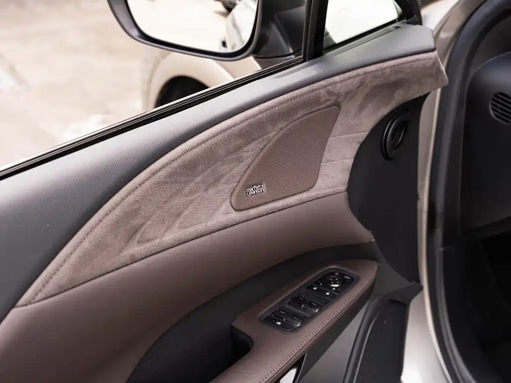Lexus RX New Energy — миниатюра 19