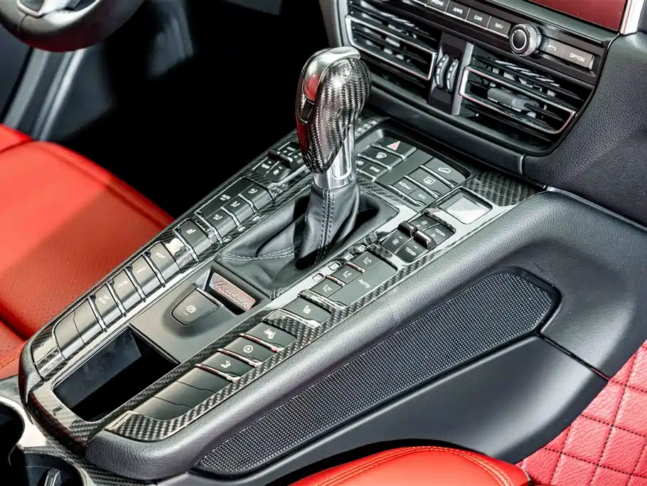 Porsche Macan — миниатюра 19