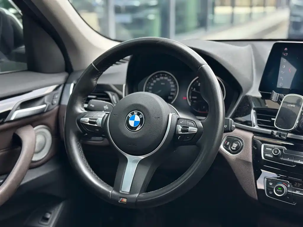BMW X1 — миниатюра 9