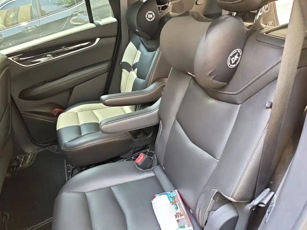 Cadillac XT6 — миниатюра 18