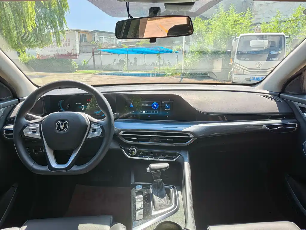 Changan Eado — миниатюра 8