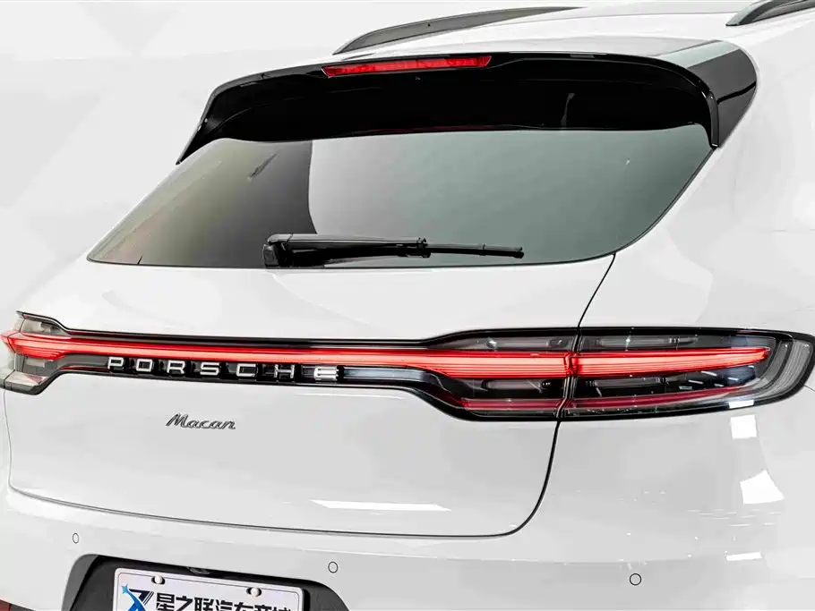 Porsche Macan — миниатюра 8