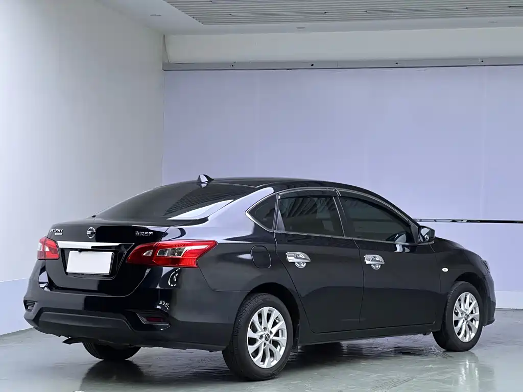 Nissan Sylphy — миниатюра 6