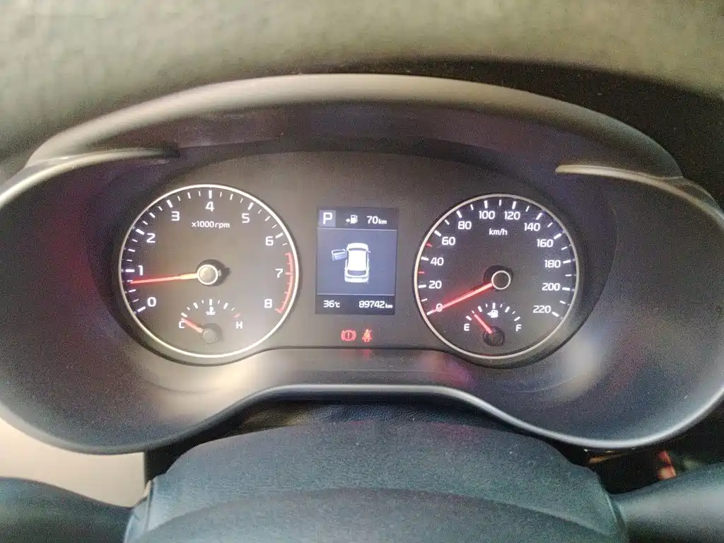 Kia KX Cross — миниатюра 12