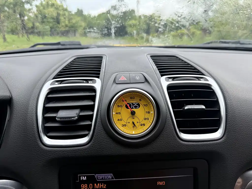 Porsche Cayman — миниатюра 10