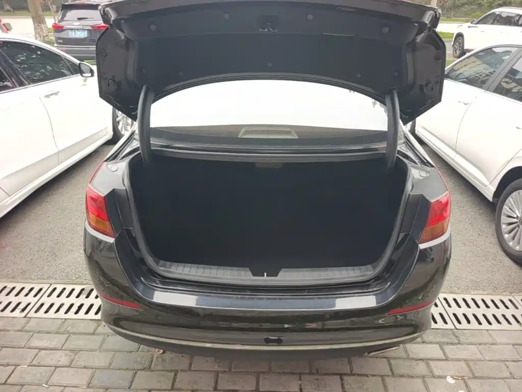 Kia K5 — миниатюра 19