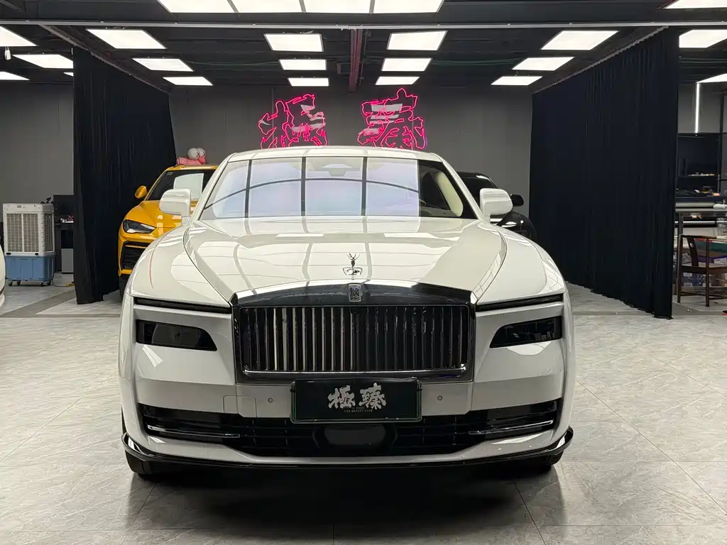 Rolls-Royce Phantom — миниатюра 2