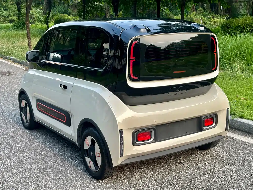 Baojun KiWi EV — миниатюра 4