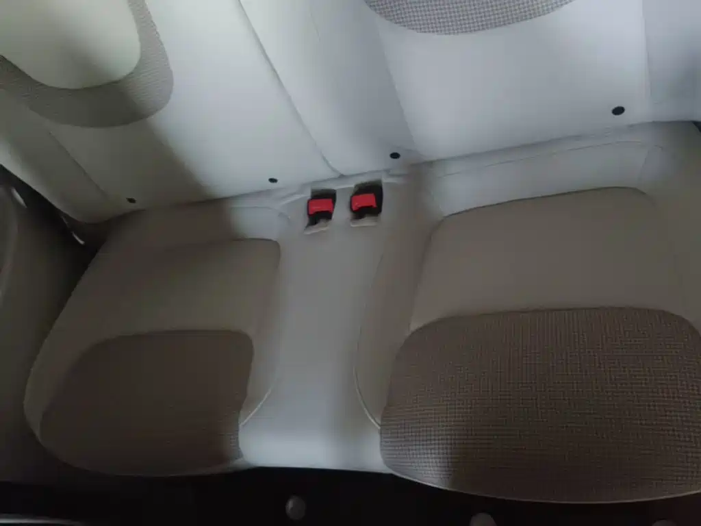 Wuling MINIEV — миниатюра 17
