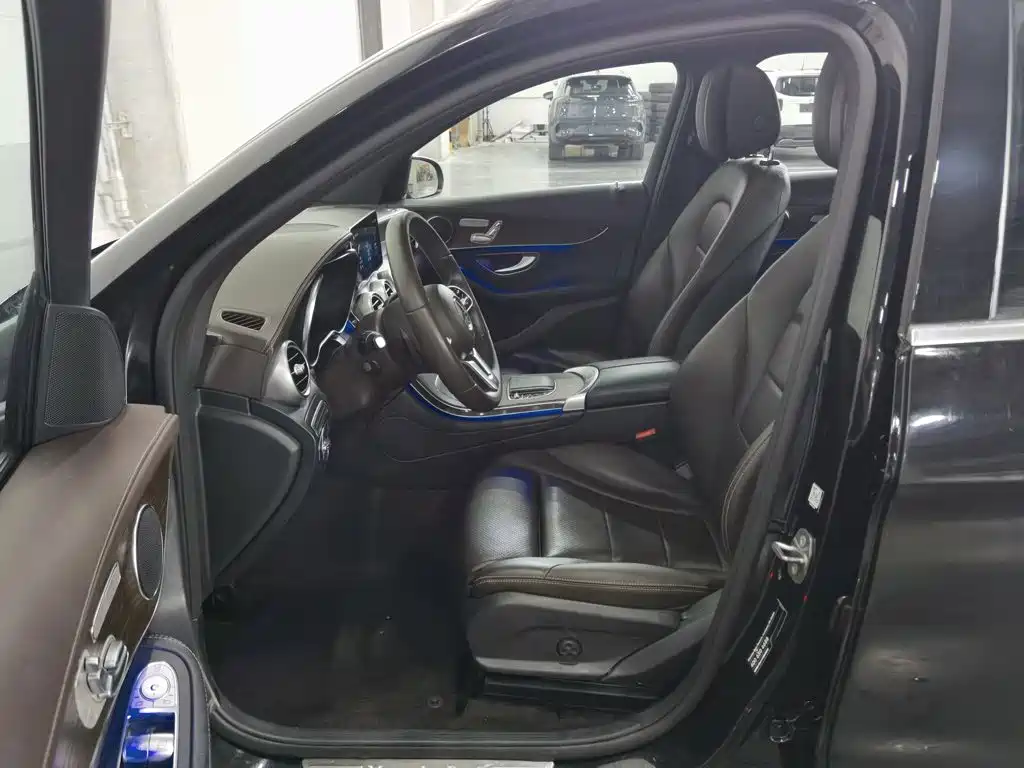 Mercedes-Benz GLC — миниатюра 10