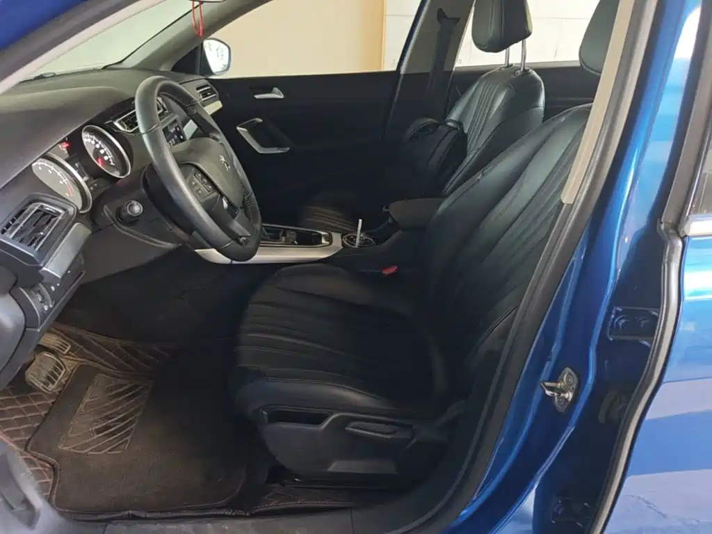 Peugeot 408 — миниатюра 20