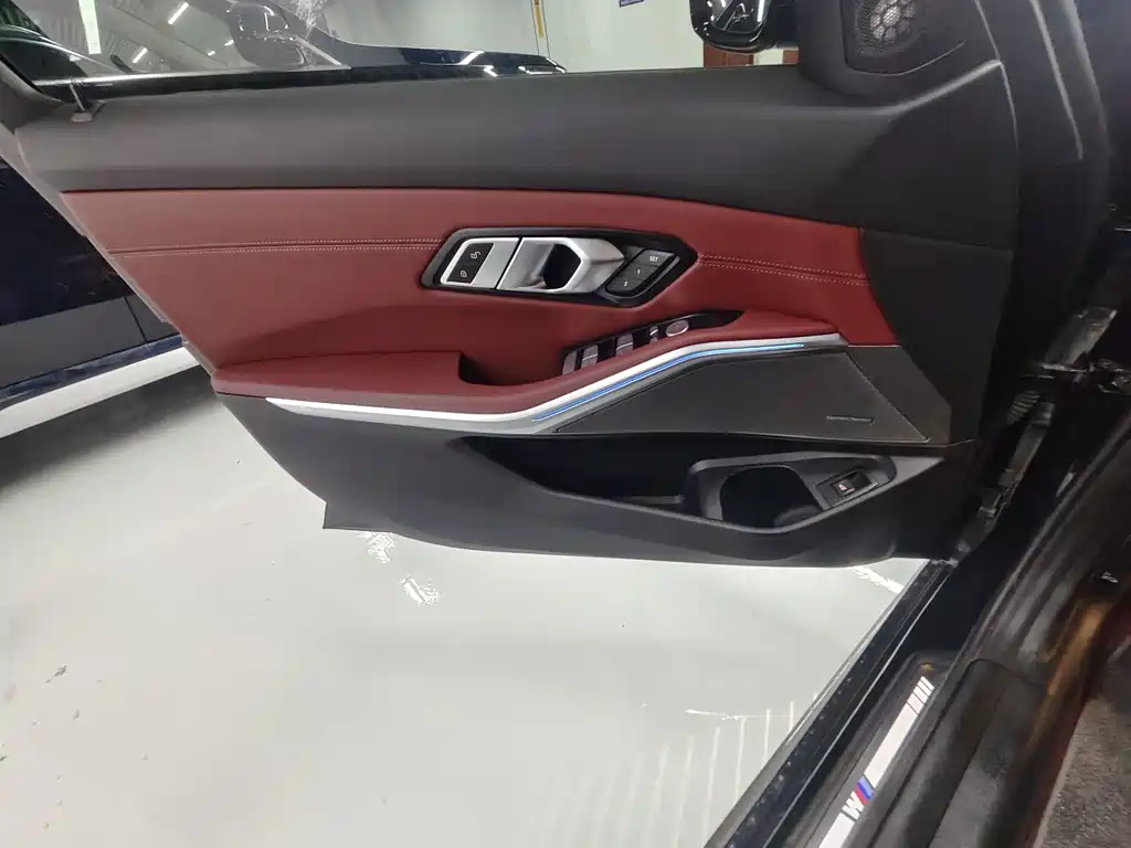 BMW 3 Series 3 2025 330Li M Sport