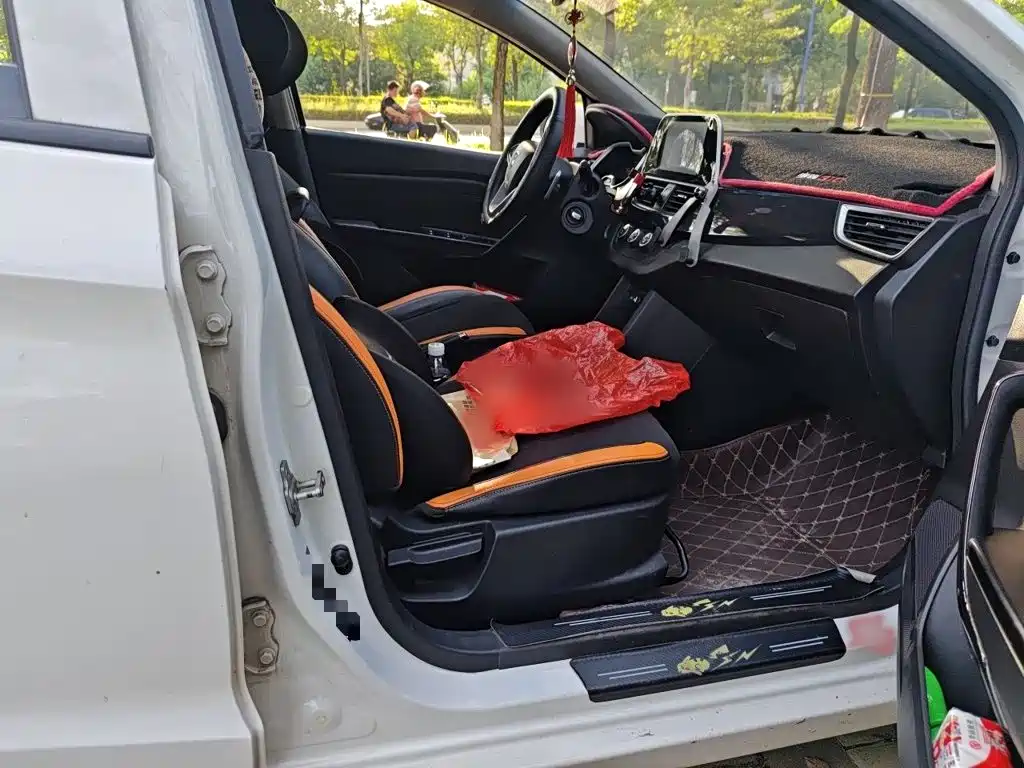 Baojun 310 — миниатюра 18