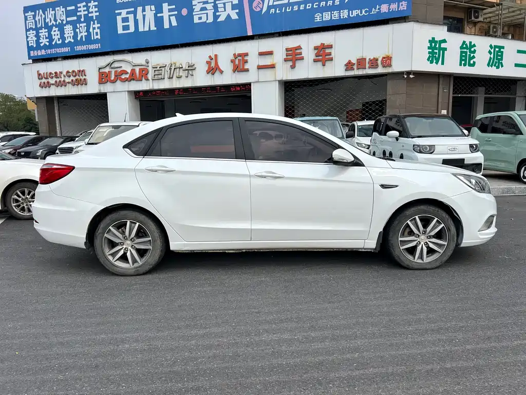 Changan Eado — миниатюра 3