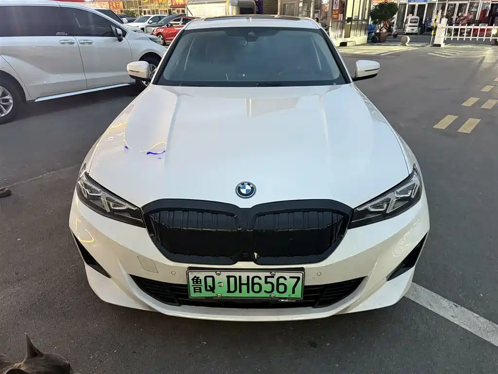 BMW i3 2025