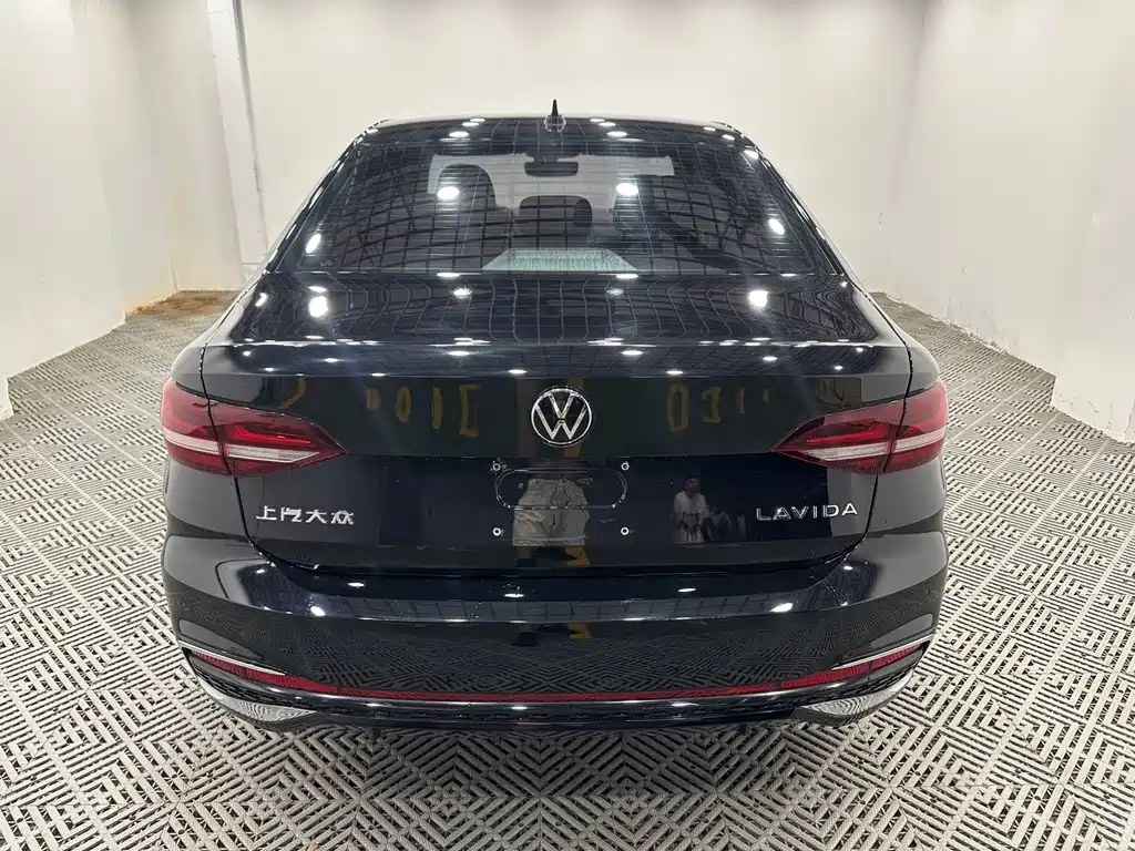 Volkswagen Lavida — миниатюра 8