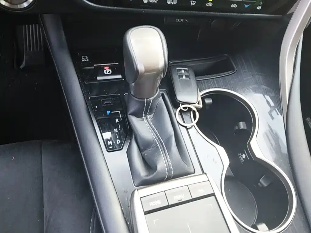 Lexus RX — миниатюра 14