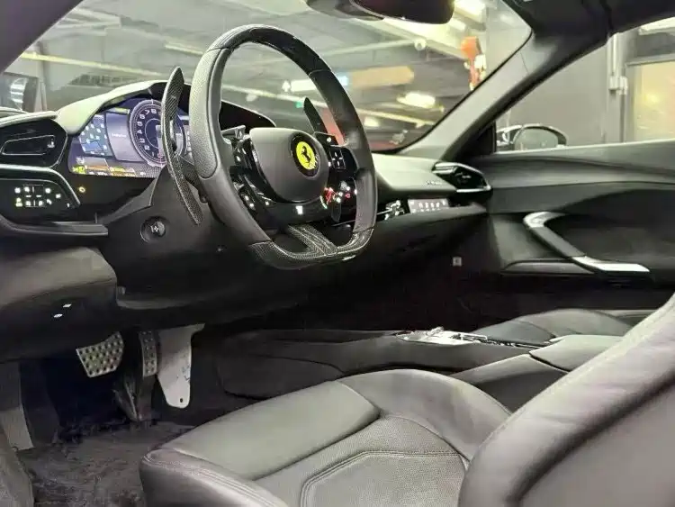 Ferrari 296 2022 3.0T V6 GTS