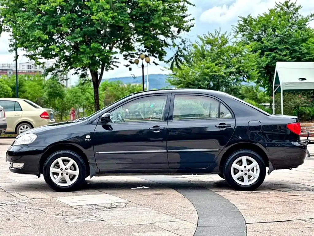 Toyota Corolla — миниатюра 4